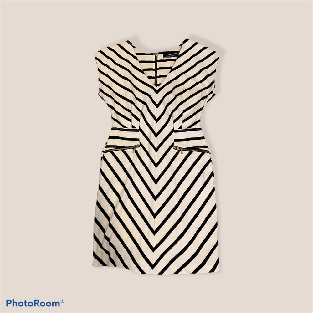 Arc & CO blk/white striped zippered pleated dress